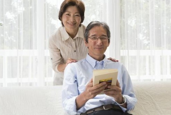 接吻|中年夫妻,为什么会不愿意接吻了来听听他们怎么说