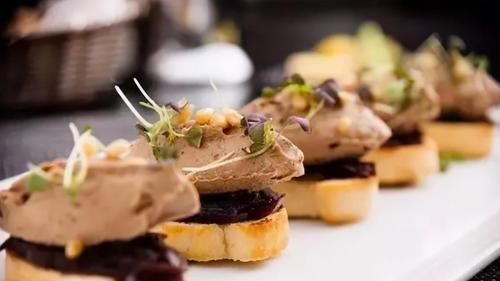  鹅肝|法国鹅肝贵，为啥不吃便宜的中国鹅肝，吃货：差距不是一般地大