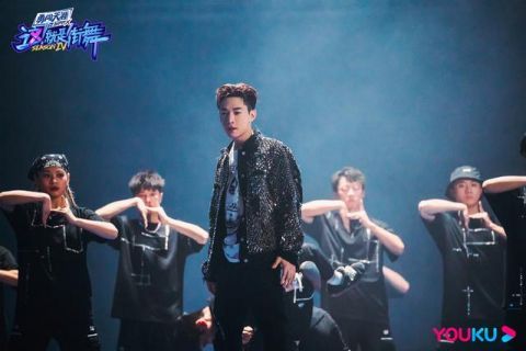 戰(zhàn)書|《街舞4》首期節(jié)目重磅來(lái)襲，不料卻被“神仙開(kāi)場(chǎng)秀”給震撼到了