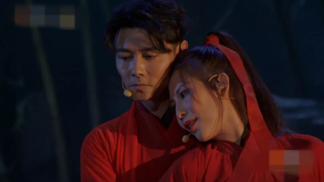 《披荆斩棘》总决赛油腻劝退，哥哥嫂子都灾难，求别搞下一季了