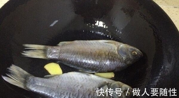 老中医|你还在吃红豆薏米吗?老中医告诉你,祛湿“它”更好100倍!