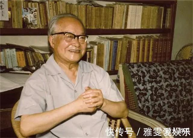 茶米油盐@沈从文转入精神病院,张兆和从不探望,临终前他对妻子说对不起