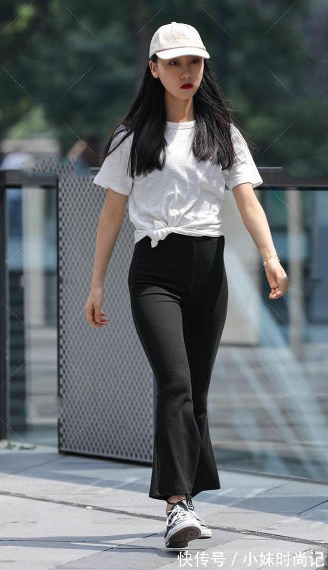 一字带|简约风格的一字带细跟凉鞋,搭配牛仔裤,就能展现女生的卓越风姿