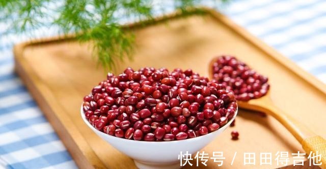 红豆|入冬了,女人每天早上喝一碗它,简单营养又香甜,热乎乎的真舒服!
