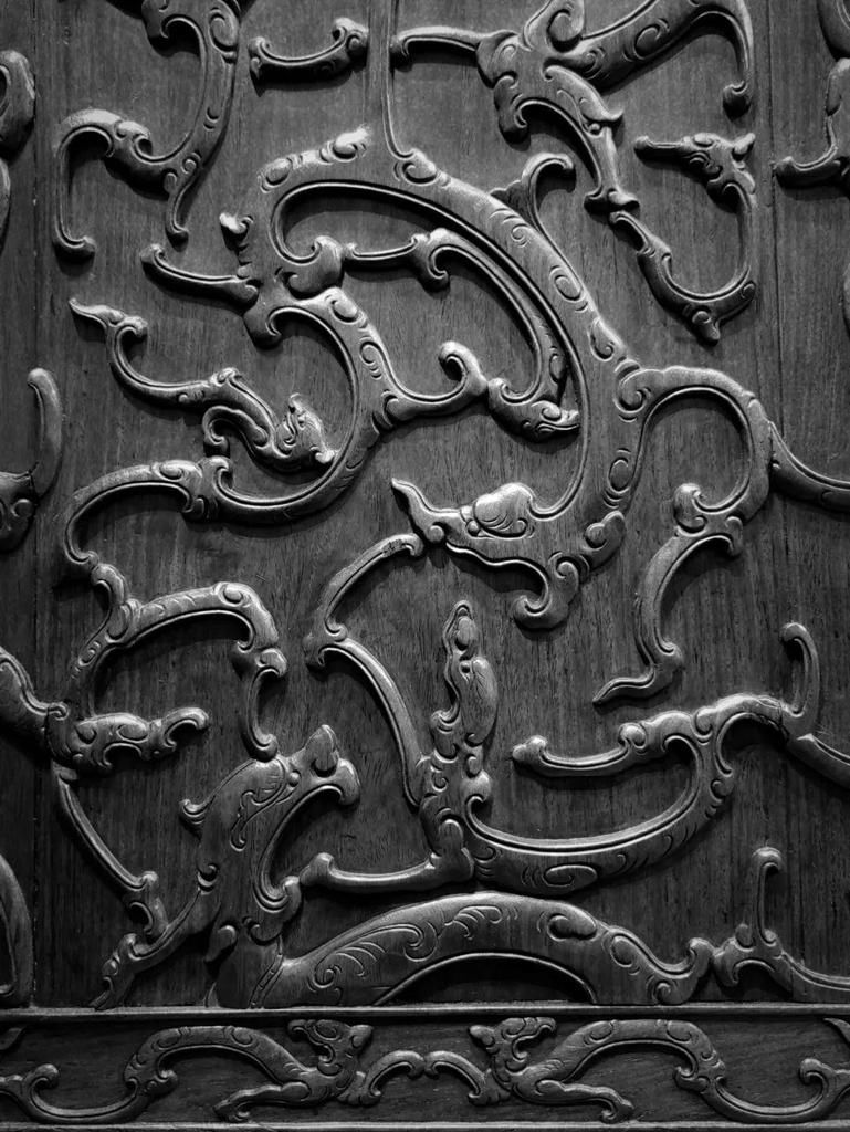  剪影|康熙来了——两件家具勾勒的王朝剪影