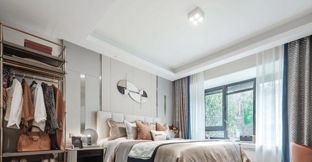 轻奢|大平层的现代轻奢风设计高级灰碰上爱马仕橙的惊艳!