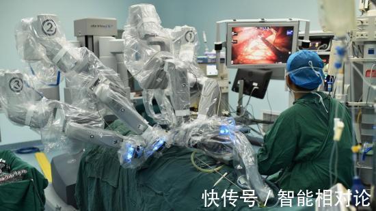报销|高价成“拦路虎”，手术机器人的“国产替代”还要多久？