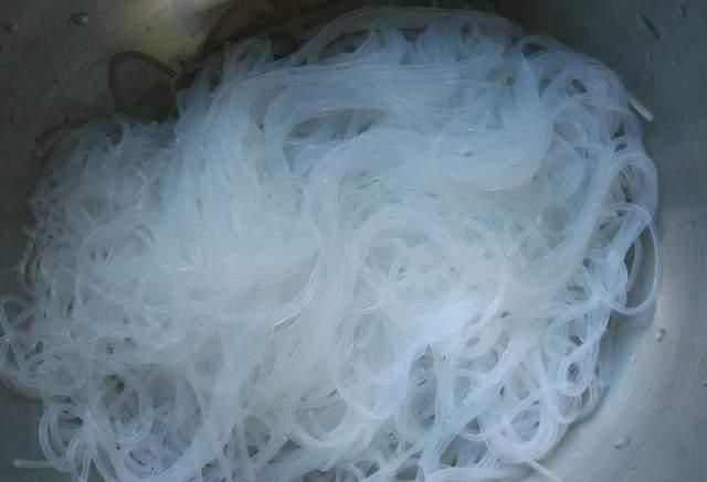 炒鸡蛋|大寒过后，要多吃包菜，叶酸含量高，炒一炒清爽可口，低脂健康