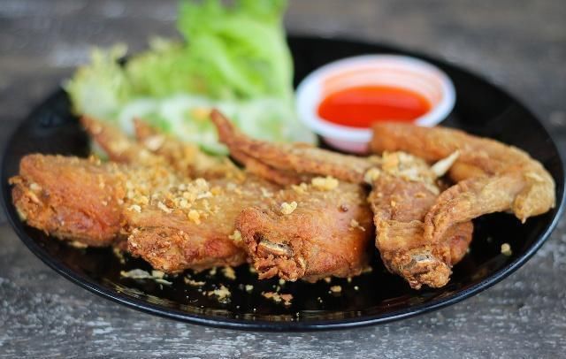 甘油三酯偏高,最好忌口2物,吃2果、喝1水,给血管“上保险”