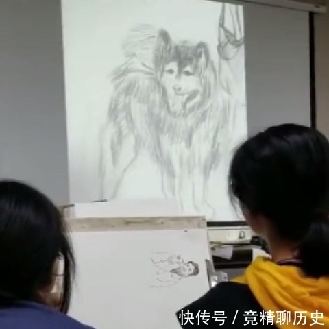 学渣|美术拔尖和学渣画画,差距太大了,二哈这帅气的容颜就这么被毁了