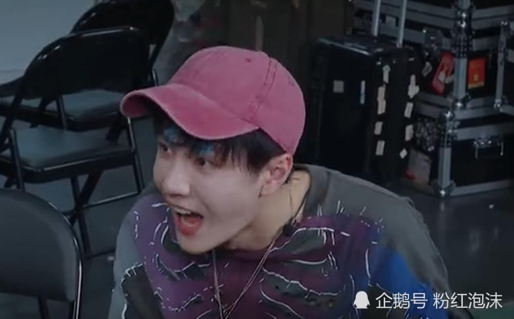 黃渤|誰說王一博話少的黃渤是這樣評價的，街舞節(jié)目組這一小細節(jié)好寵一博啊