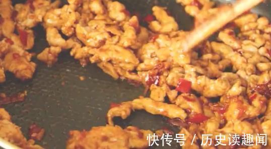 胡萝卜丝|鱼香肉丝:简单实用,肉质鲜嫩