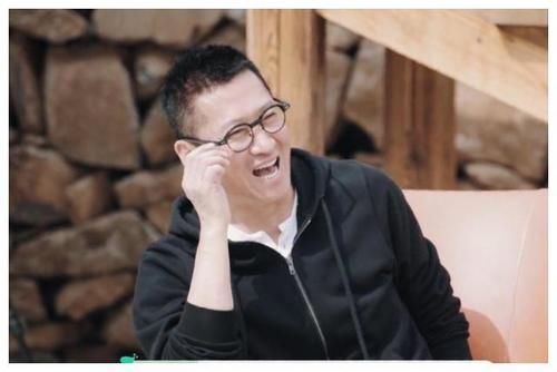 節目組|周杰綜藝新尷尬，鏡頭寥寥無幾，疑似得罪節目組