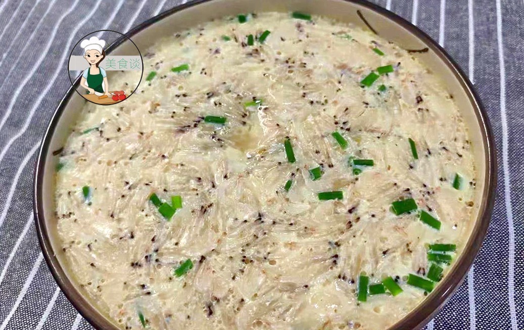 适合秋天吃的一道蒸菜，8分钟上桌，鲜甜补钙，三天两头给孩子做