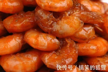 “小情人”老待见的菜,红润发亮外酥里嫩,吃着满口留鲜,真过瘾