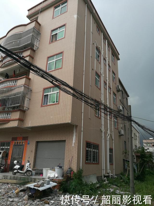 合资|为了早日有房娶媳妇,兄弟三人合资建房子,这样的房子你们肯嫁吗