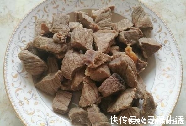 牛腩|牛肉每次都炖不烂偷学爷爷秘方,加1勺此“调料”,软烂不塞牙