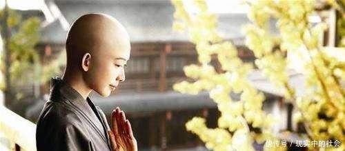 中国|她被誉为中国最美尼姑, 山大毕业却剃发出家, 年近三十仍不想还俗!
