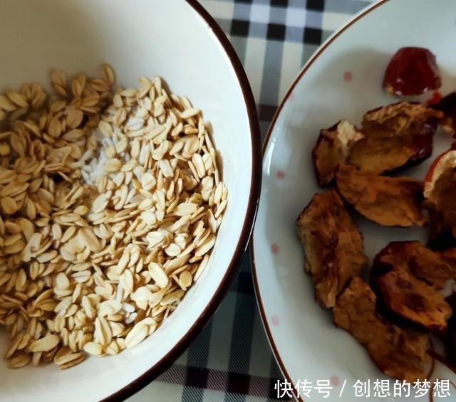 红枣燕麦米糊,营养丰富,顺滑可口!