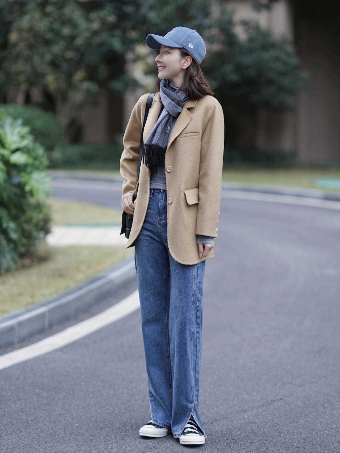 包包|2021秋冬这样穿,简约随性有气质,普通人也很轻松驾驭