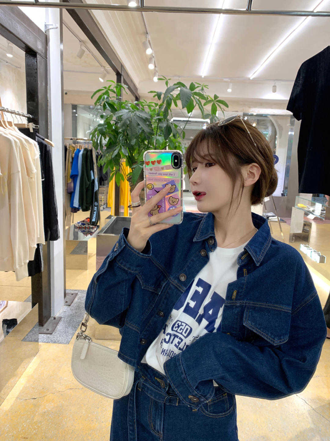 毛呢 开春外套别乱选,码住牛仔外套和小香风外套,青春减龄又有气质