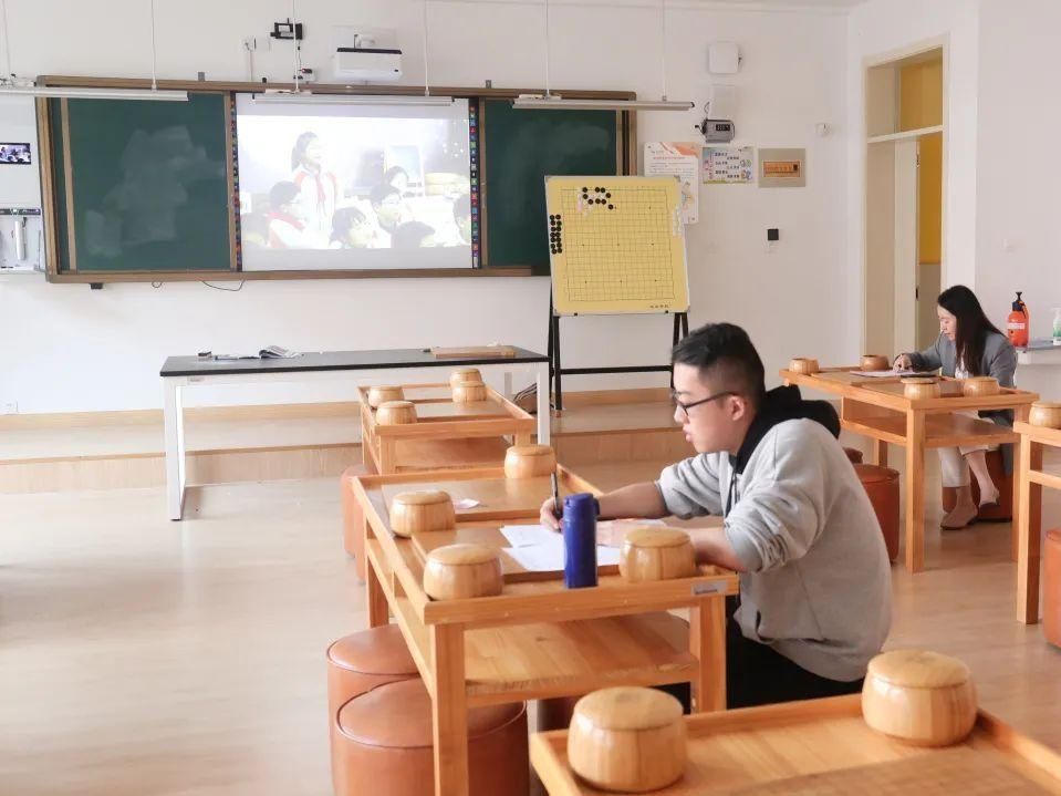 本功过关|夯实青年教师教学基本功，看看闵行这所小学怎么做？