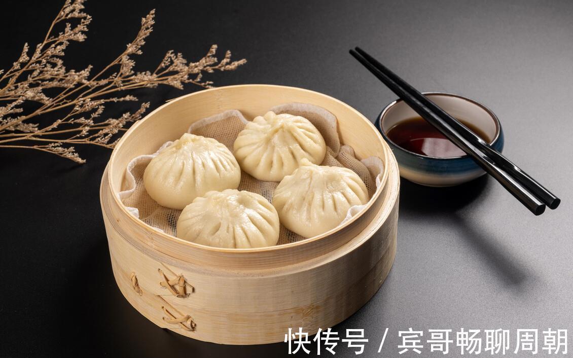 诀窍|蒸包子，不要直接上锅，谨记3个诀窍，包子蓬松暄软，出锅不塌陷