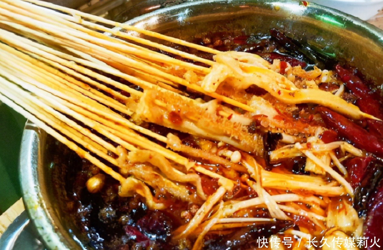 中国人都吃得津津有味,老外们却避之不及,这些美食你都吃过吗?