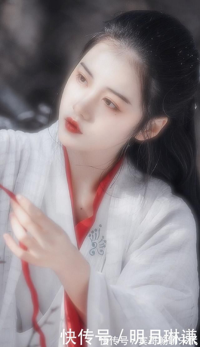 |那些令汉服小姐姐崩溃的瞬间,既搞笑又尴尬,希望你没遇到过