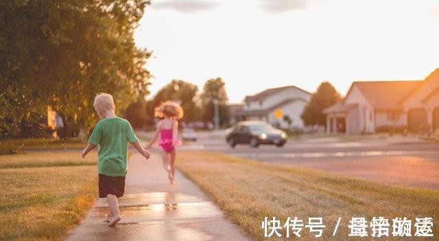 父母|考99.5分被批评，男娃被家长逼出癔症，住院期间还让孩子背古诗