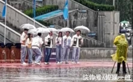 黄旭熙|《奔跑吧黄河篇2》录制,白鹿路透照美翻了,林一成新颜值担当