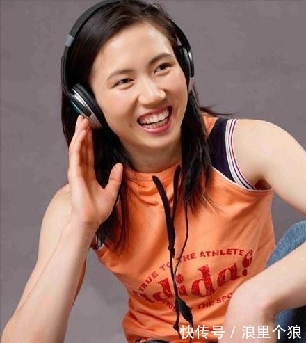 按摩|“女排”周苏红:离婚那天挥泪与前夫告别,以后我们做姐弟