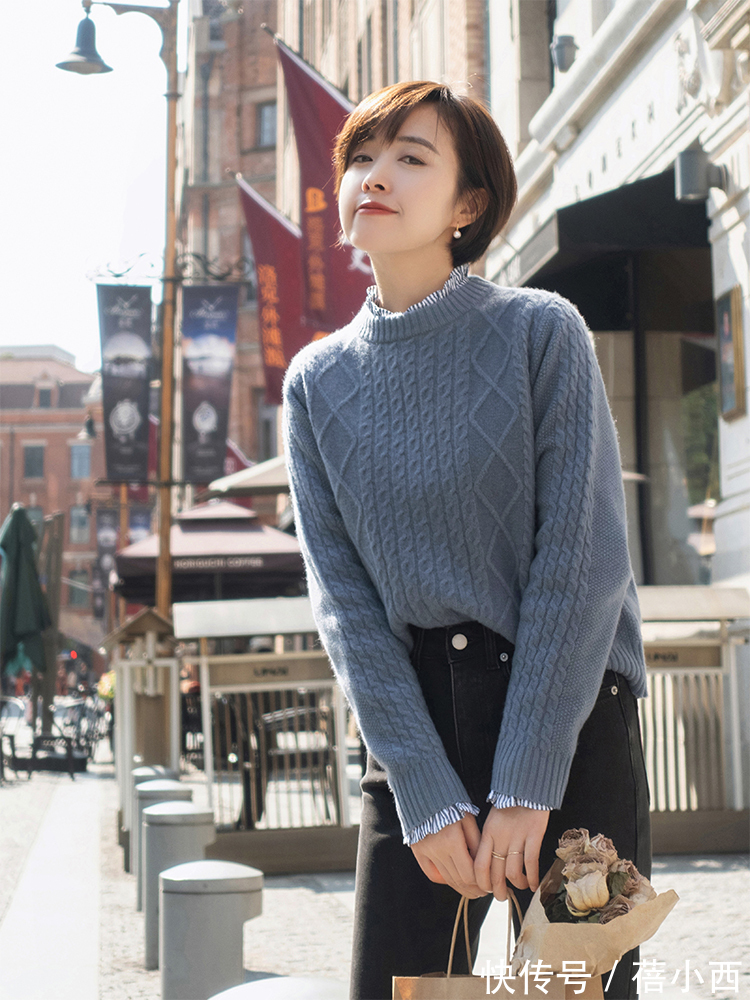 保暖|秋天怎样穿才保暖又时髦?搭配公式“毛衣+牛仔裤”,简约又高级