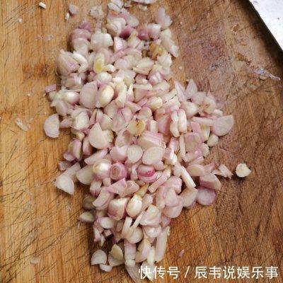 做法|葱油拌面（附红葱酥做法）超美味没吃过太可惜了