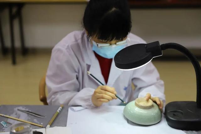 学员$中艺藏第8期《古陶瓷无痕修复》于爱平导师班圆满结业