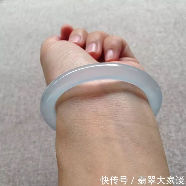  手镯|翡翠手镯那些事！这应该是最全、最详细的介绍！