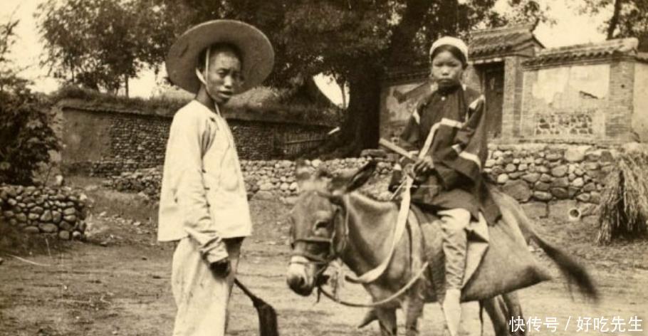 晚清|晚清珍贵人物老照片清朝嫁女的婚礼场面大，女子小脚让人心酸！