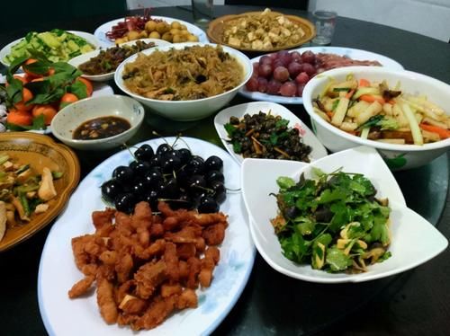 营养师告诉我：这4道素菜比荤菜还更“长肉”，吃一口都嫌多！