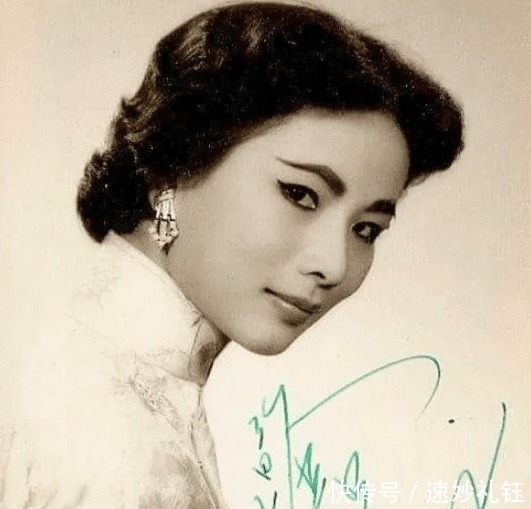 最早一代的金庸女郎,时代的美人拥有不凡的人生