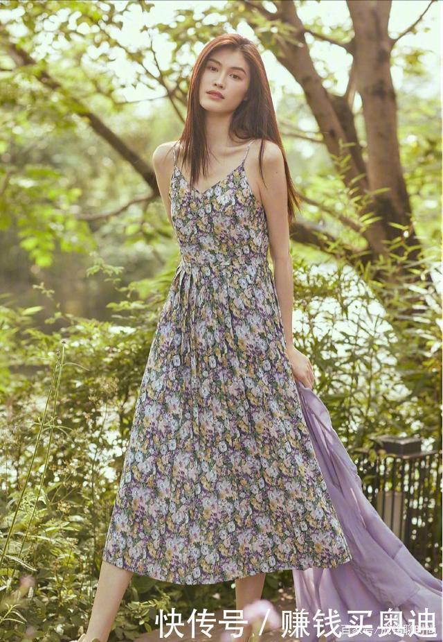  夏日|夏日出街就要美美的！三种连衣裙解锁日常穿搭，时尚减龄又好看