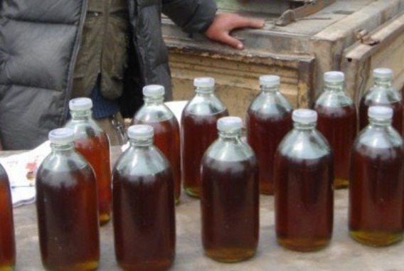 街头“现榨芝麻油”,又香又便宜,其实机器里有“玄机”,别上当