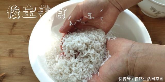 细腻|大米发糕发糕黏牙还瓷实记住多加这一步,松软细腻堪比蛋糕