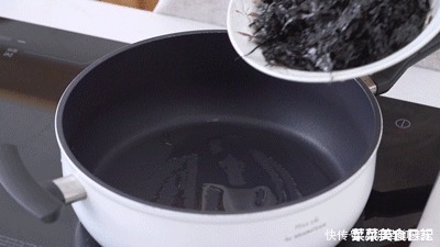 紫菜炒饭|别吃蛋炒饭了!一碗更香,好吃简单又快手