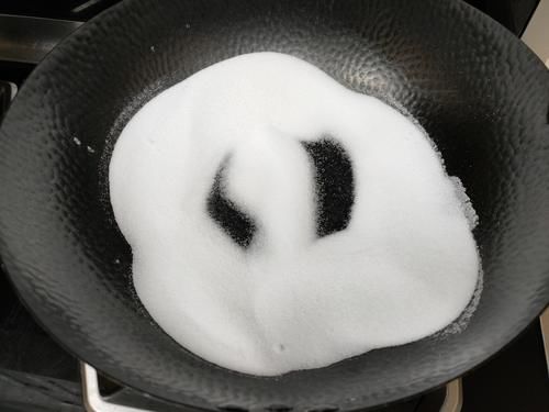  腊肉|做腊肉别只会放盐，多加5种香料，做好的腊肉晶莹剔透，香而不腻