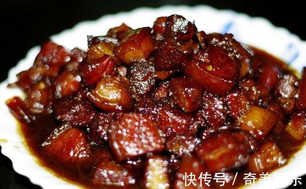 亚硝酸盐|人越老越要管住嘴!中老年人少吃这4样食物,可为健康助力