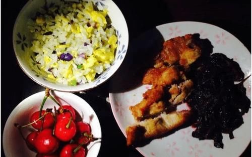 反酸|医生呼吁:早晨是养胃的“黄金期”,对3种早餐说不,胃会感激你