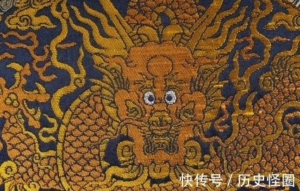 团扇!清代,缂丝云龙纹团扇