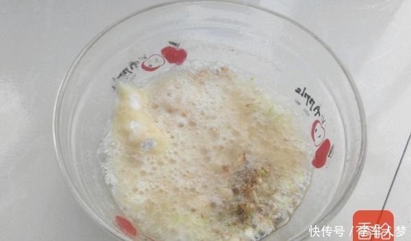 奶奶拿手的“香酥牛肉饼”,吃了10年没吃腻,香到没朋友