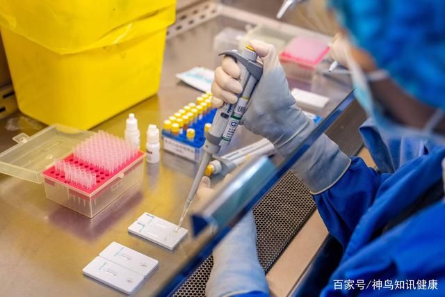 确诊|25岁男子浑身长红斑，确诊梅毒后向医生承认：一直抱有侥幸心理