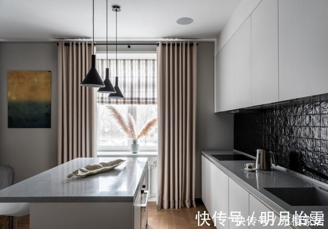 小房子|一个人独居52平,不在乎小,安静舒适就好,卧室不到8㎡塞间书房